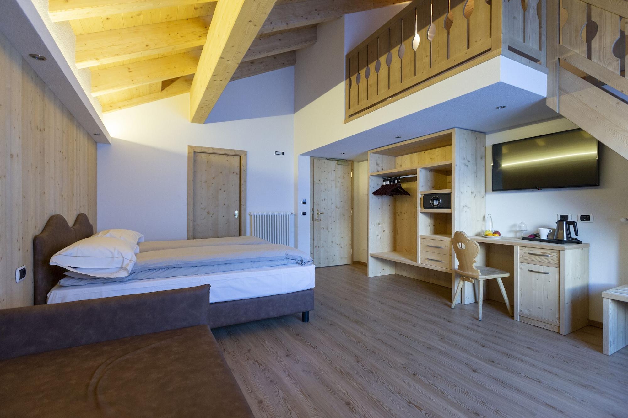 Hotel "La Suisse" Livigno Luaran gambar