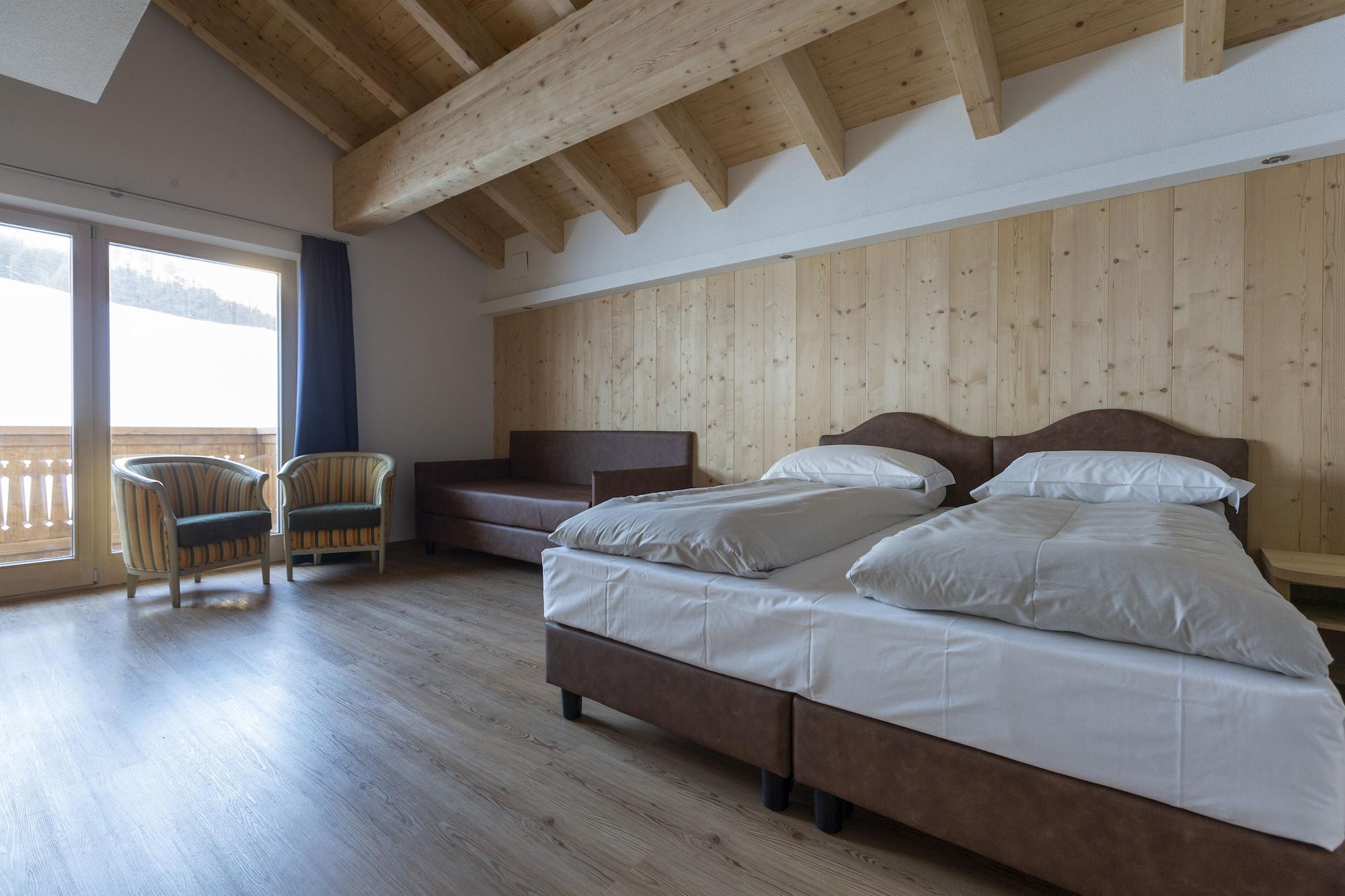 Hotel "La Suisse" Livigno Luaran gambar