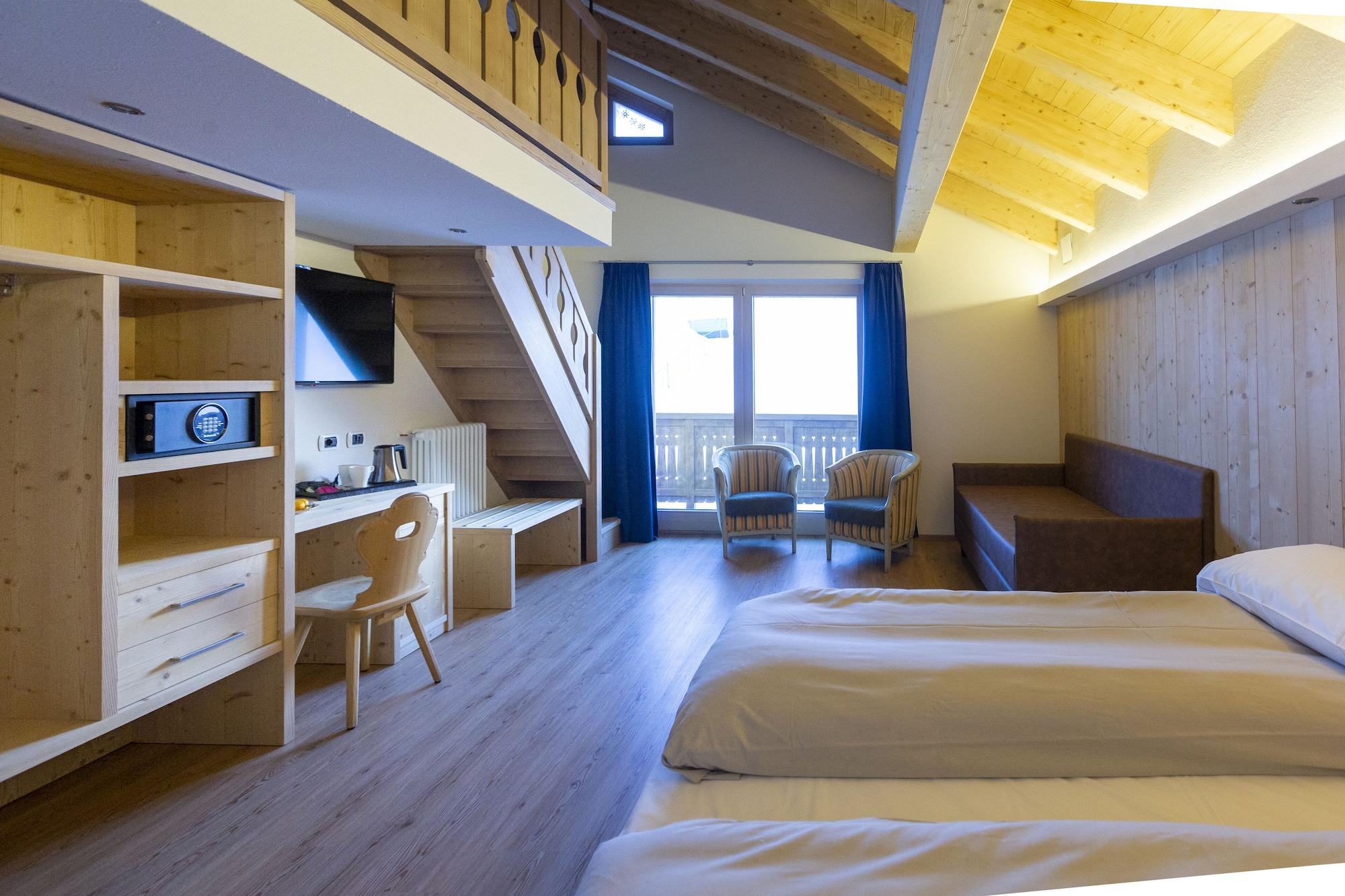 Hotel "La Suisse" Livigno Luaran gambar