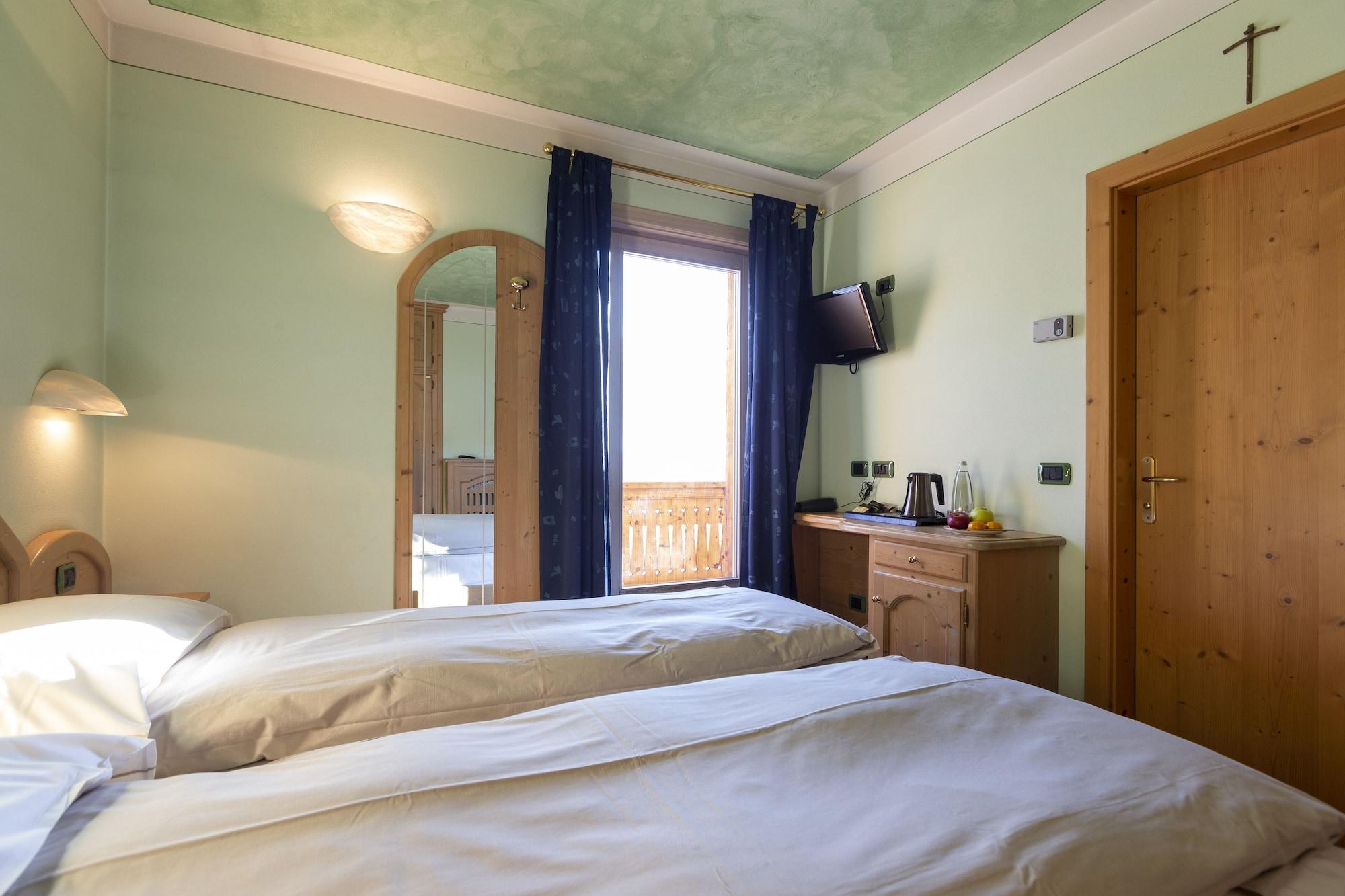 Hotel "La Suisse" Livigno Luaran gambar