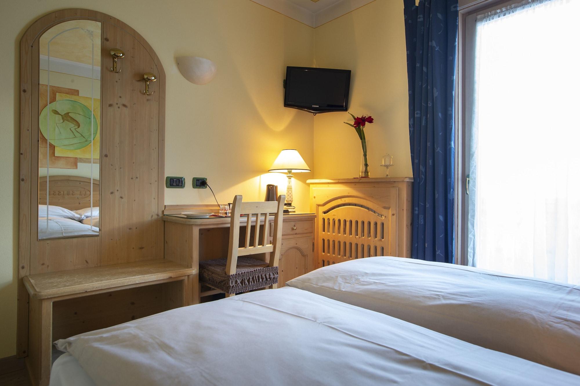 Hotel "La Suisse" Livigno Luaran gambar