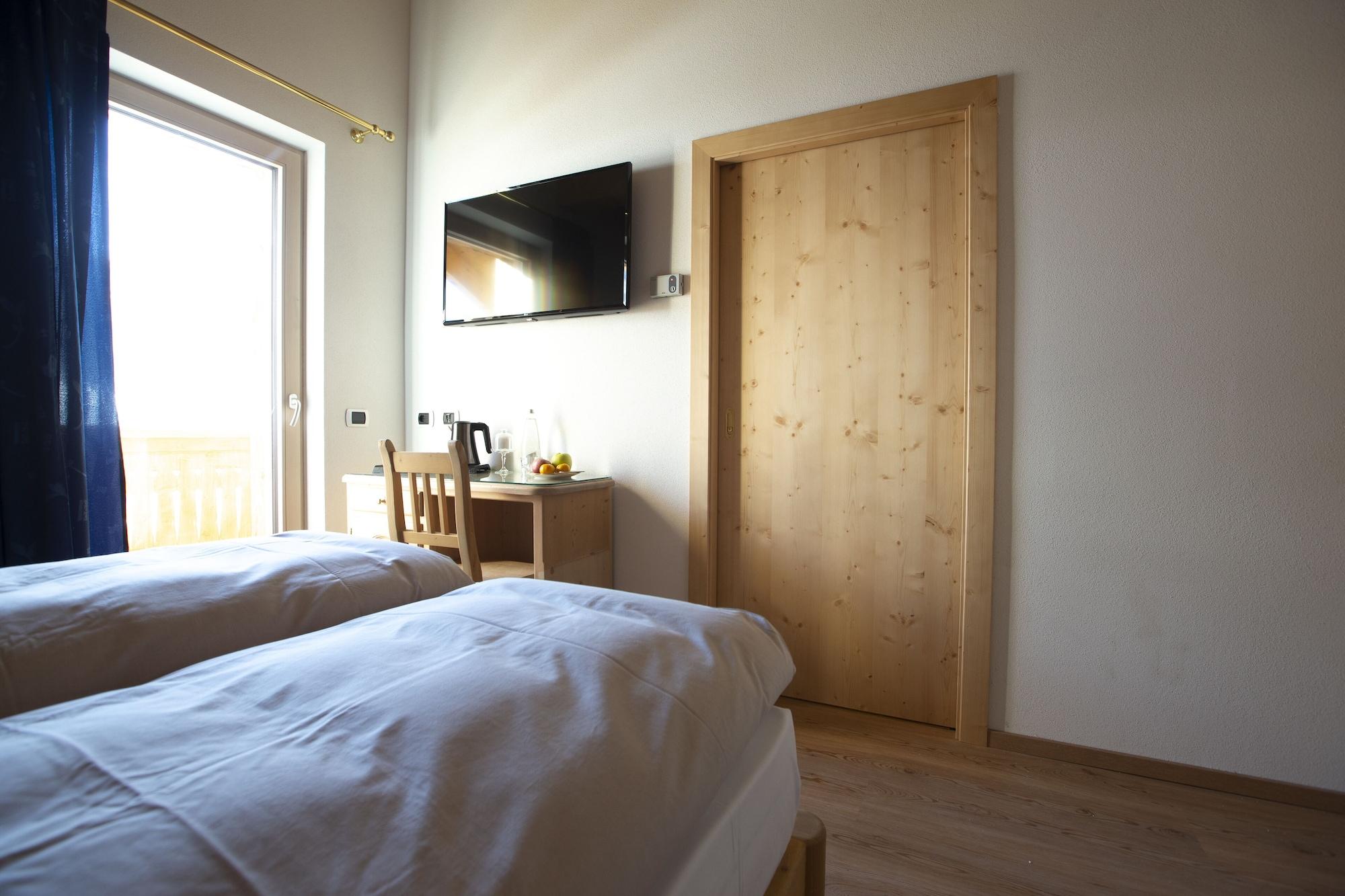Hotel "La Suisse" Livigno Luaran gambar