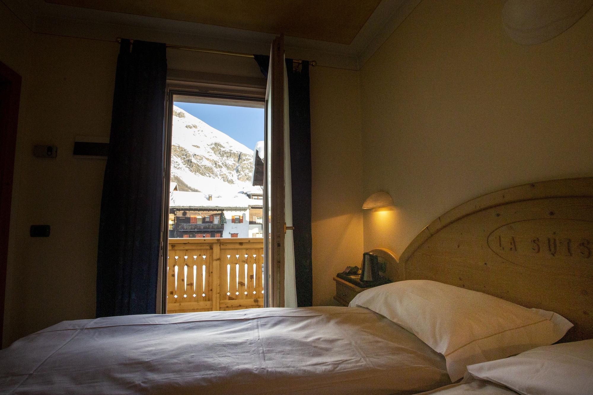 Hotel "La Suisse" Livigno Luaran gambar