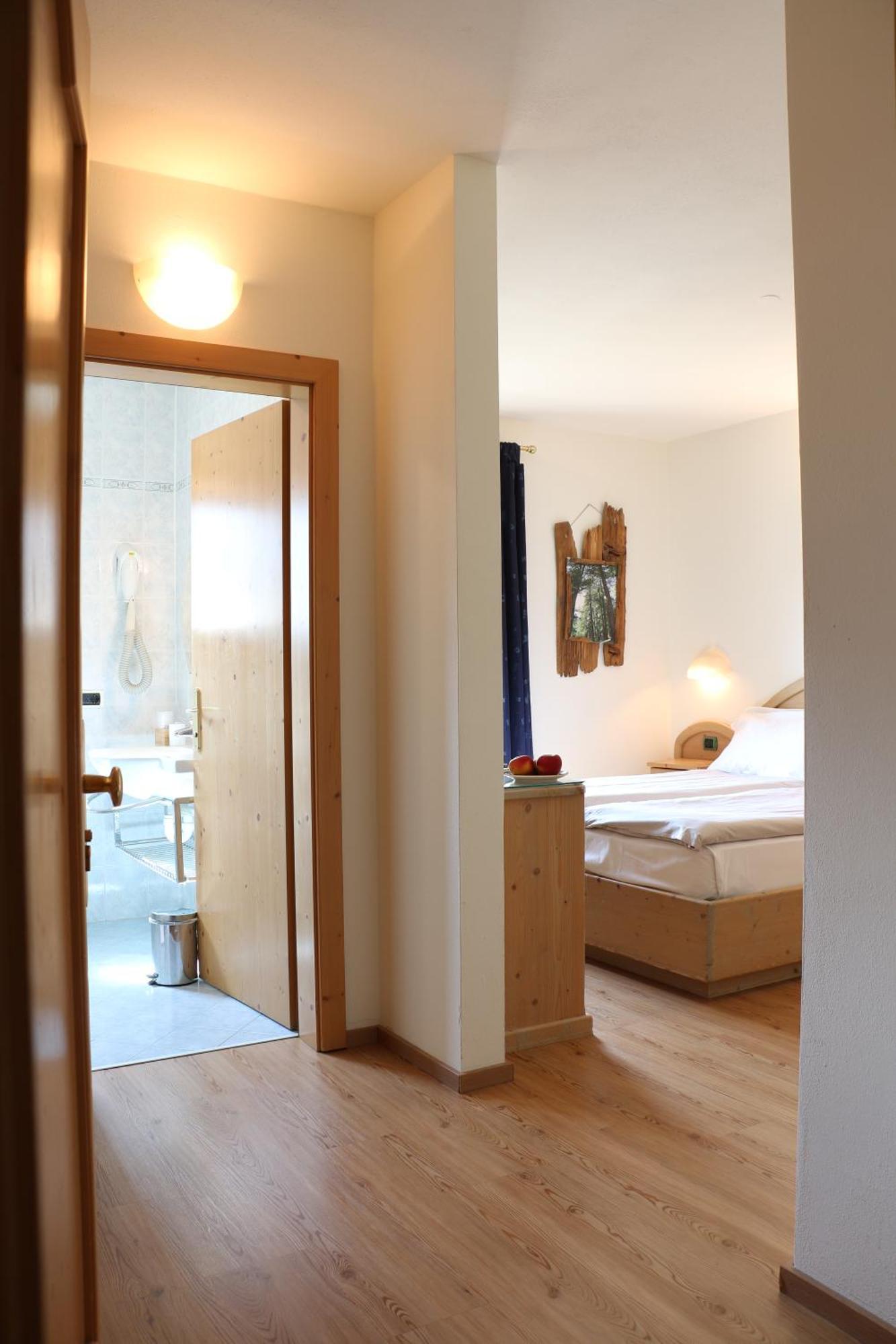 Hotel "La Suisse" Livigno Luaran gambar