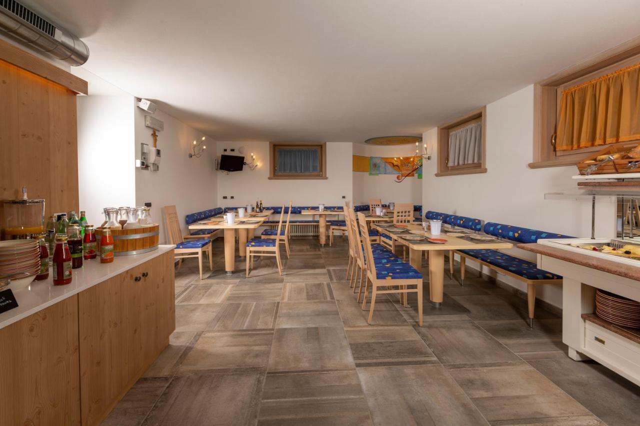Hotel "La Suisse" Livigno Luaran gambar
