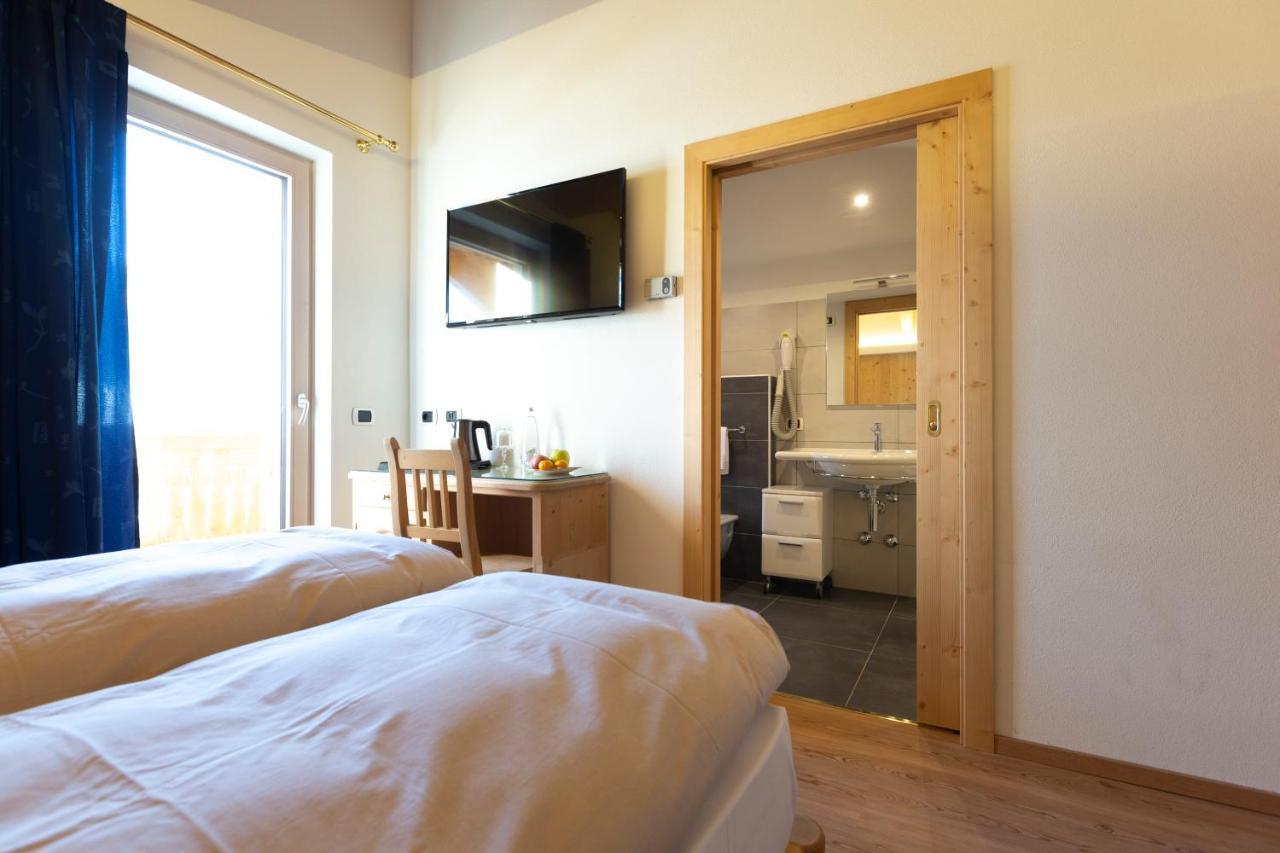 Hotel "La Suisse" Livigno Luaran gambar