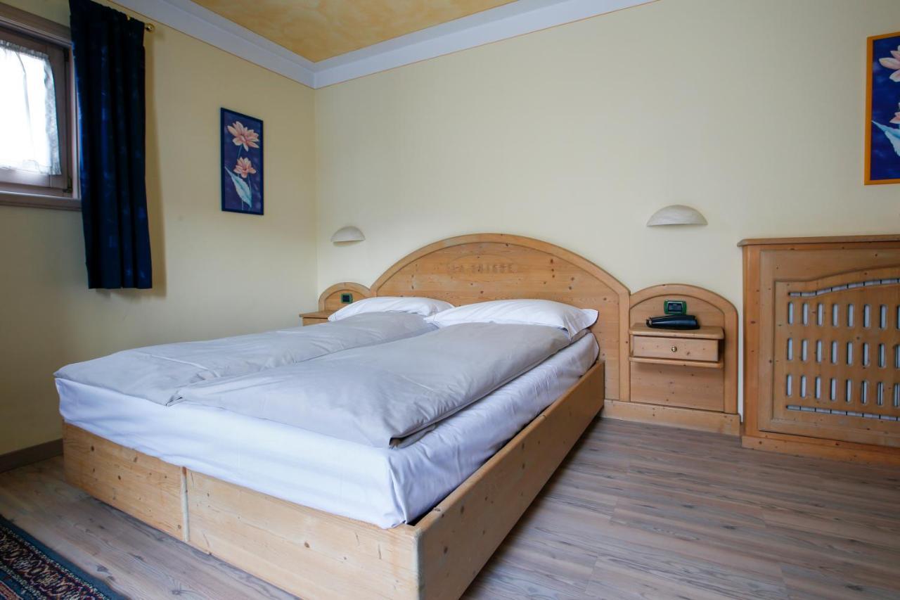 Hotel "La Suisse" Livigno Luaran gambar